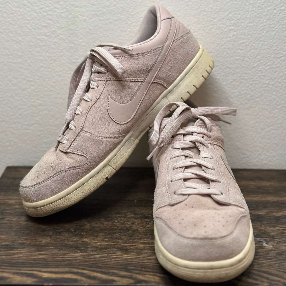 Nike Dunks